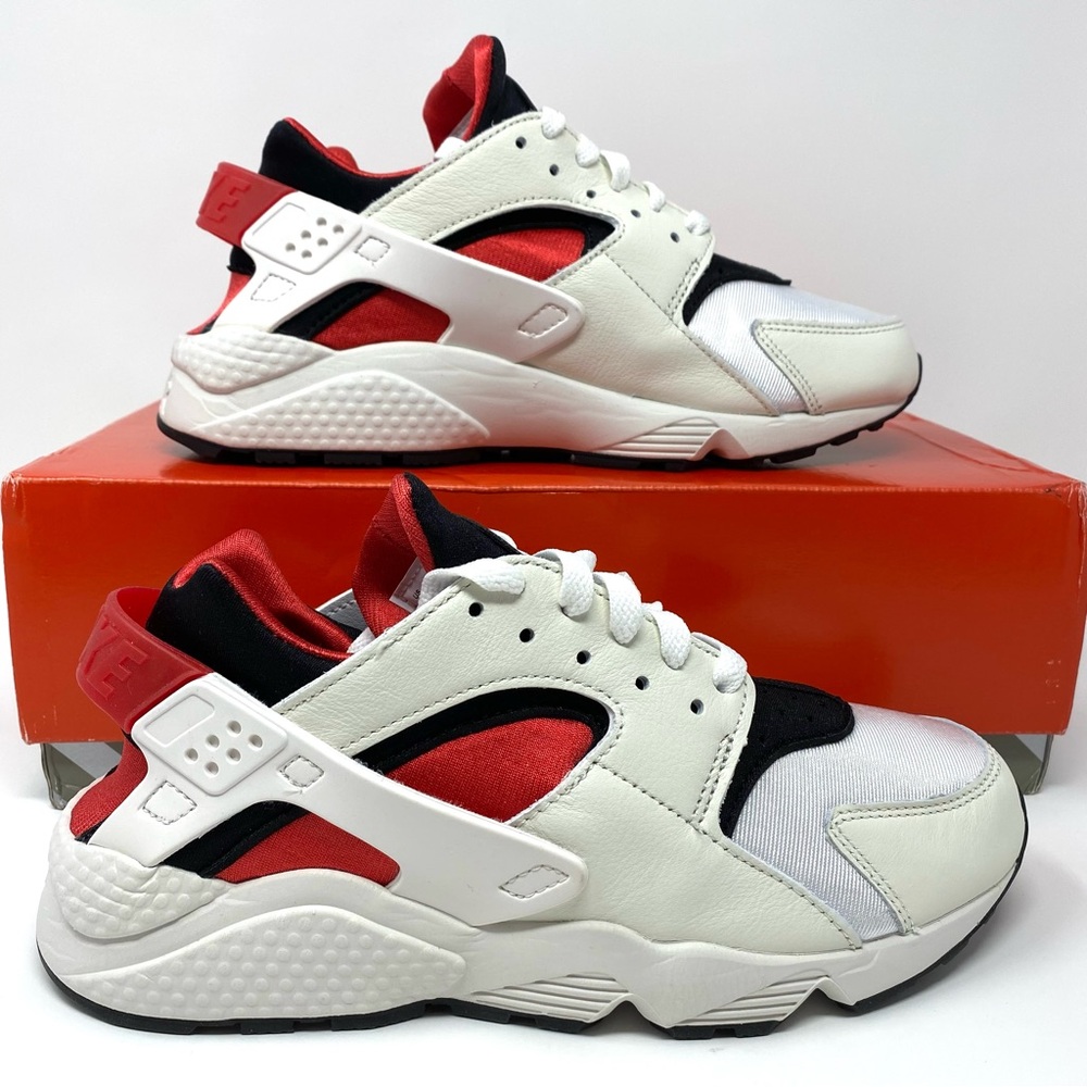 Nike Air Huarache Women’s Sneakers